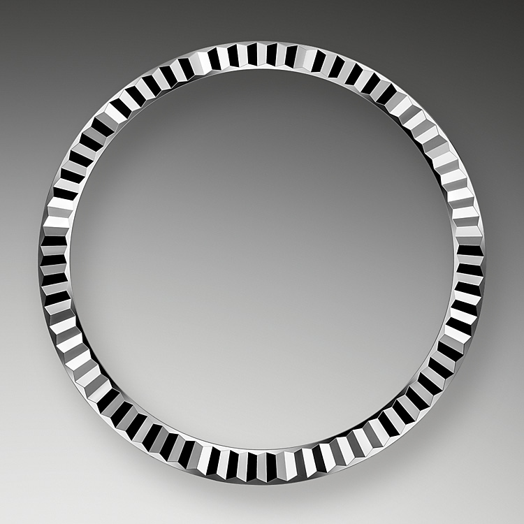 The Fluted Bezel